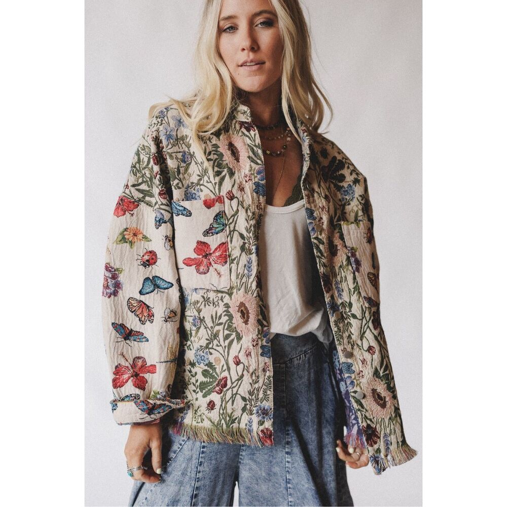 POL Women’s Luna Butterfly Effect Multi Jacquard Tapestry Oversized Jacket